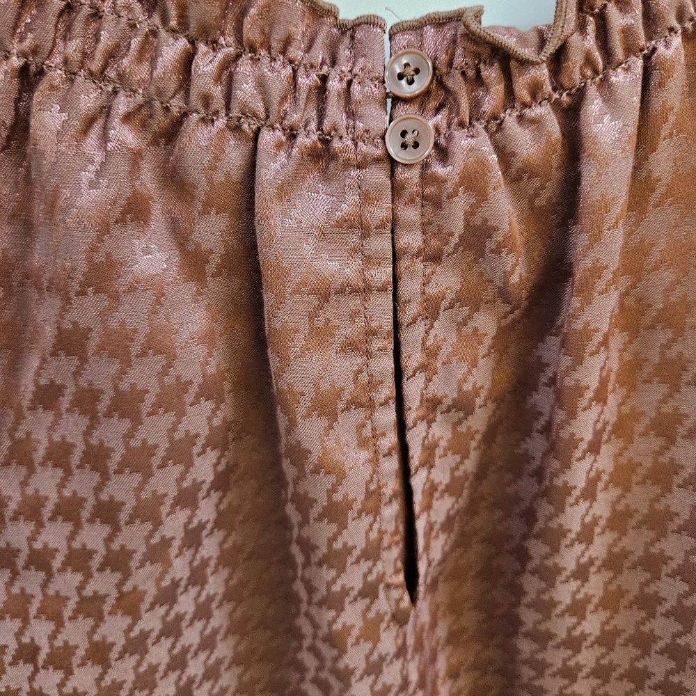 EXPRESS Polyester Top - Picture 6 of 6